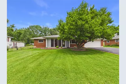 2974 Valley View Drive, Fairborn, OH 45432 - Photo 4