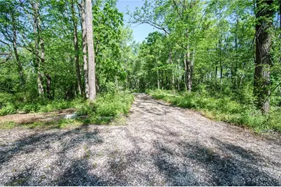5236 Springfield Xenia Rd, Green Twp, OH 45506 - Photo 6