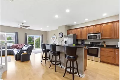 9476 Tahoe Drive, Centerville, OH 45458 - Photo 6
