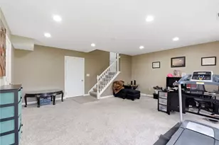 9476 Tahoe Dr, Centerville, OH 45458 - Photo 32