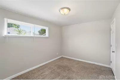 5061 Packard Drive, Huber Heights, OH 45424 - Photo 32