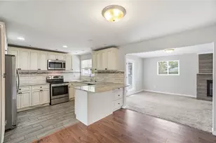 5061 Packard Dr, Huber Heights, OH 45424 - Photo 12