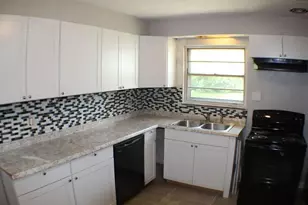 1507 Academy Pl, Dayton, OH 45406 - Photo 2