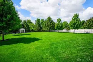 2144 Canterbury Ct, Troy, OH 45373 - Photo 46