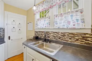 146 N Kensington Pl, Springfield, OH 45504 - Photo 14