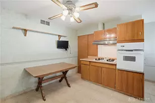877 Woodhill Rd, Riverside, OH 45431 - Photo 12