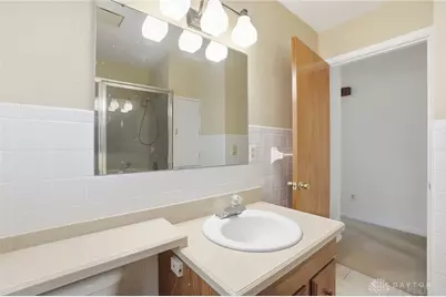 877 Woodhill Road, Riverside, OH 45431 - Photo 18