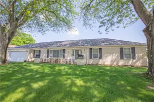 950 Rayberta Dr, Vandalia, OH 45377 - Photo 1