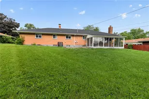 3838 Dorset Dr, Harrison Twp, OH 45405 - Photo 4