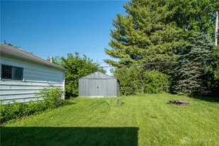 1581 Selkirk Rd, Dayton, OH 45432 - Photo 18