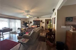 918 Stratford Dr, Greenville, OH 45331 - Photo 8