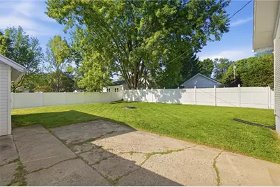 524 W Market Street, Troy, OH 45373 - Photo 32