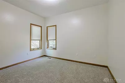 639 Deerhorn Trail, Bath Twp, OH 45387 - Photo 32