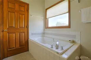 639 Deerhorn Trail, Bath Twp, OH 45387 - Photo 28