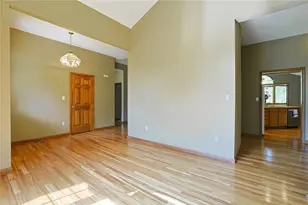 639 Deerhorn Trail, Bath Twp, OH 45387 - Photo 8