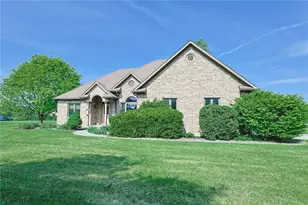 639 Deerhorn Trail, Bath Twp, OH 45387 - Photo 2