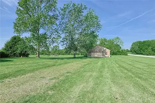 639 Deerhorn Trail, Bath Twp, OH 45387 - Photo 44