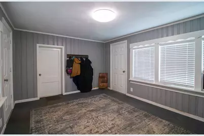 421 S Spring Street, New Paris, OH 45347 - Photo 4