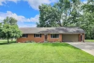 120 Windmere Dr, Troy, OH 45373 - Photo 1