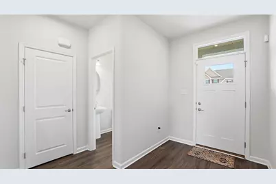 320 Chevington, Tipp City, OH 45371 - Photo 10