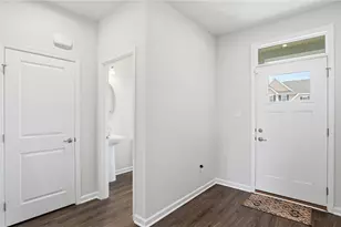 320 Chevington, Tipp City, OH 45371 - Photo 10