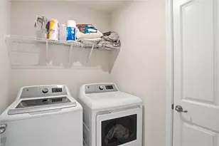 320 Chevington, Tipp City, OH 45371 - Photo 34