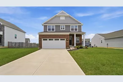 320 Chevington, Tipp City, OH 45371 - Photo 6