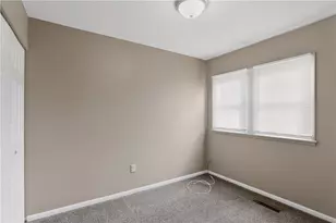 2217 S Hadley Rd, Springfield, OH 45505 - Photo 12