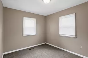 2217 S Hadley Rd, Springfield, OH 45505 - Photo 14
