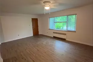 5039 Far Hills Ave, Dayton, OH 45429 - Photo 4