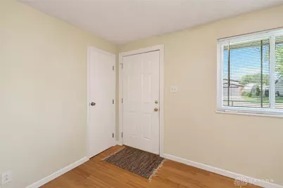 5214 Waverly Street, Fairborn, OH 45324 - Photo 6