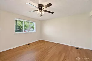 5214 Waverly St, Fairborn, OH 45324 - Photo 10