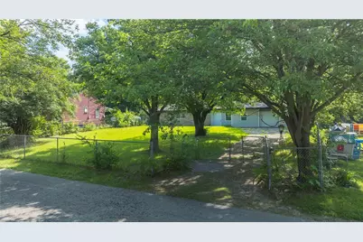 1026 Roseland Avenue, Dayton, OH 45402 - Photo 2