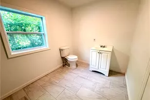 1026 Roseland Ave, Dayton, OH 45402 - Photo 16