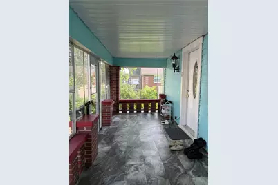 221 Alton, Dayton, OH 45404 - Photo 2