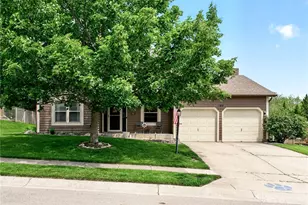 140 Lemonwood Ct, Springboro, OH 45066 - Photo 2