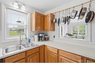 665 Deer Creek Path, Tipp City, OH 45371 - Photo 14