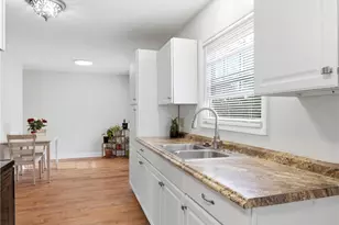 121 Ebony Ln, Fairborn, OH 45324 - Photo 8