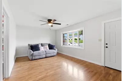 121 Ebony Lane, Fairborn, OH 45324 - Photo 4