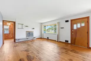 1961 N Longview St, Beavercreek, OH 45432 - Photo 6