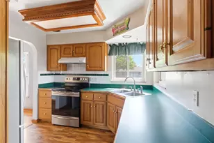 1961 N Longview St, Beavercreek, OH 45432 - Photo 10