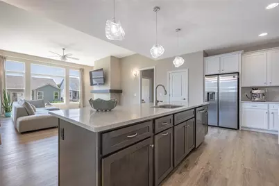 1135 Petrus Court, Clear Creek Township, OH 45458 - Photo 12