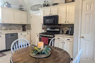 1602 Oldham Dr, Moorefield Twp, OH 45503 - Photo 6