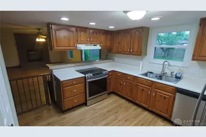961 Willow, Fairborn, OH 45324 - Photo 4
