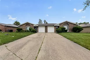 5212 Greencroft Dr, Trotwood, OH 45426 - Photo 1