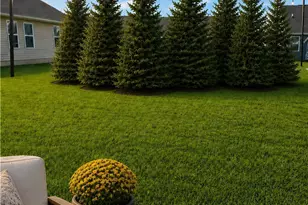 4022 Lupine Way, Tipp City, OH 45371 - Photo 2