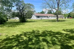 214 N Lincoln St, Christiansburg, OH 45389 - Photo 44
