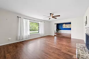 5733 Barnsley Pl, Washington Twp, OH 45459 - Photo 8