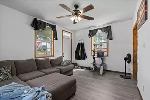 149 W Pleasant St, Hillsboro, OH 45133 - Photo 8
