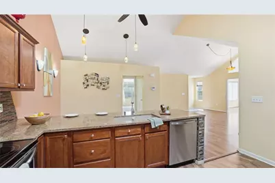 7026 Creekside Circle, Fairborn, OH 45324 - Photo 14